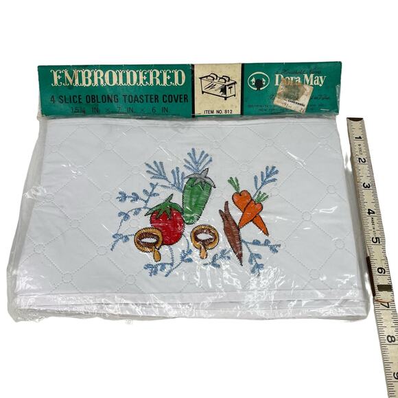 Dora May Vtg 4 Slice Oblong Toaster Cover Quilted Embroidered Vegetables New - Picture 12 of 13